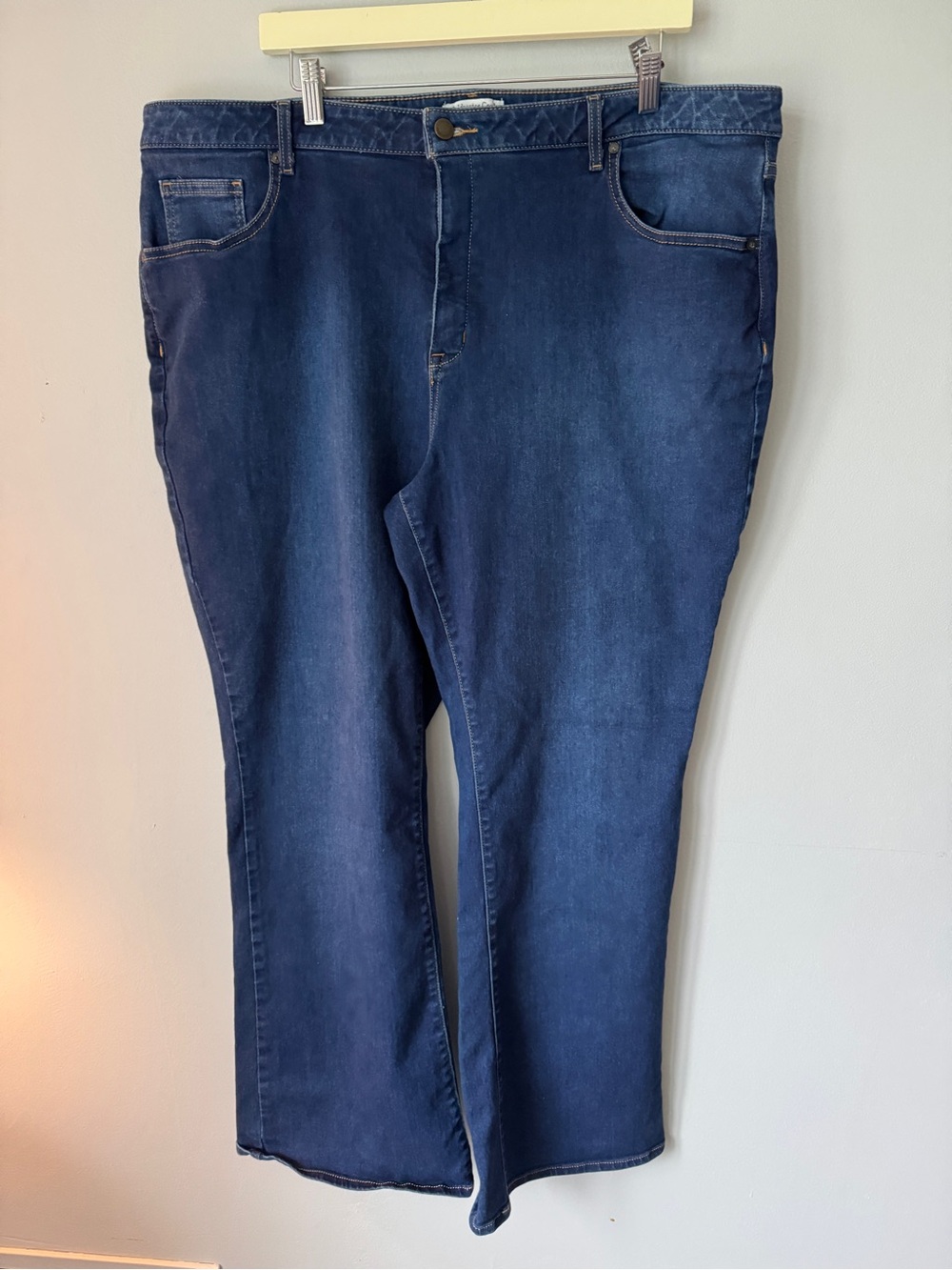 Coldwater Creek Straight-Leg Jeans in Dark Blue Wash
